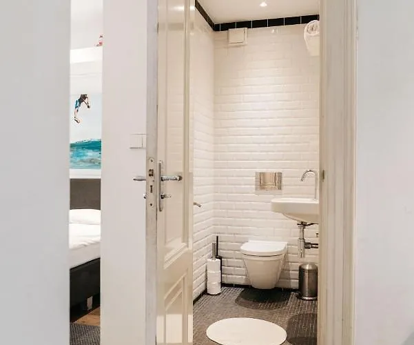 فندق مبيت وإفطار Spui In Center 3*